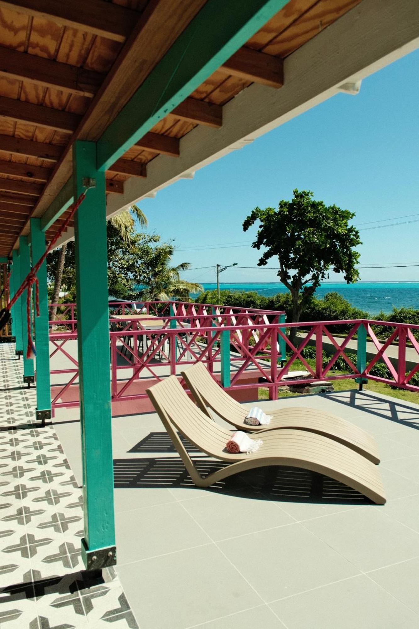 Lodge Seaflower Boutique