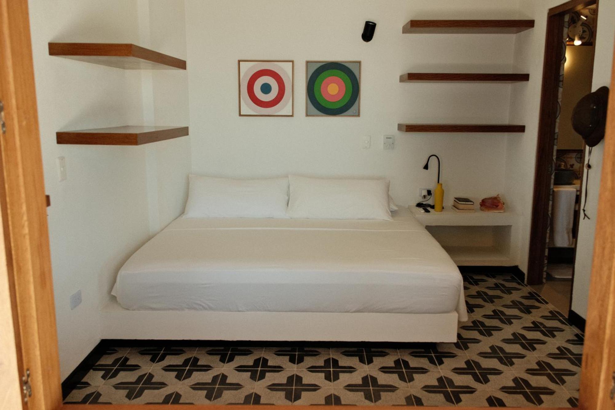 Lodge Seaflower Boutique